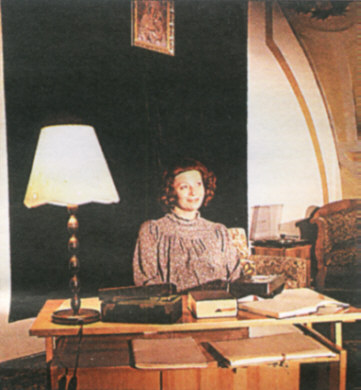 Maja Berekowska w roli Gianny. Fot. zamieszczona w Tygodniku Katolickim Niedziela, w numerze 33 z dnia 15 sierpnia 2004 r.